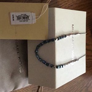 MICHAEL KORS NECKLACE